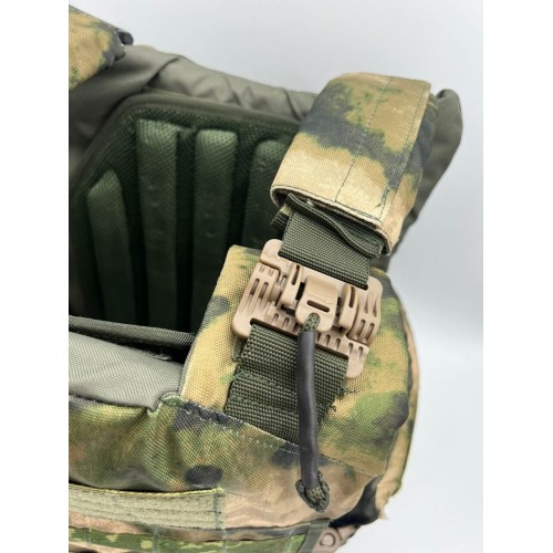 Бронежилет ЗАЩИТНИК в Ачинске с кевларовым баллистическим пакетом C2, капами и бронеплитами Бр5