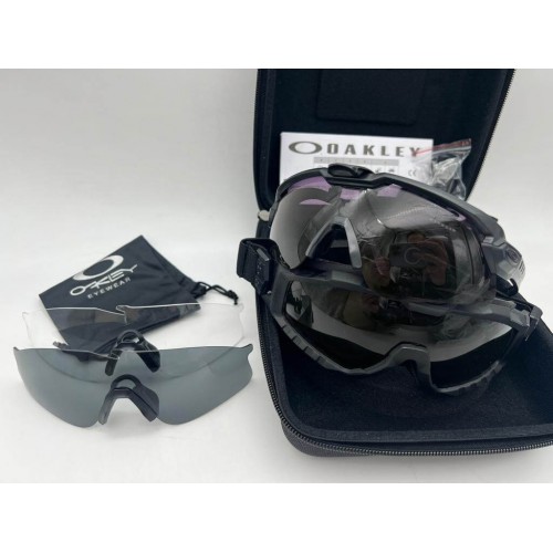 Тактические ударопрочные очки OAKLEY в Ачинске